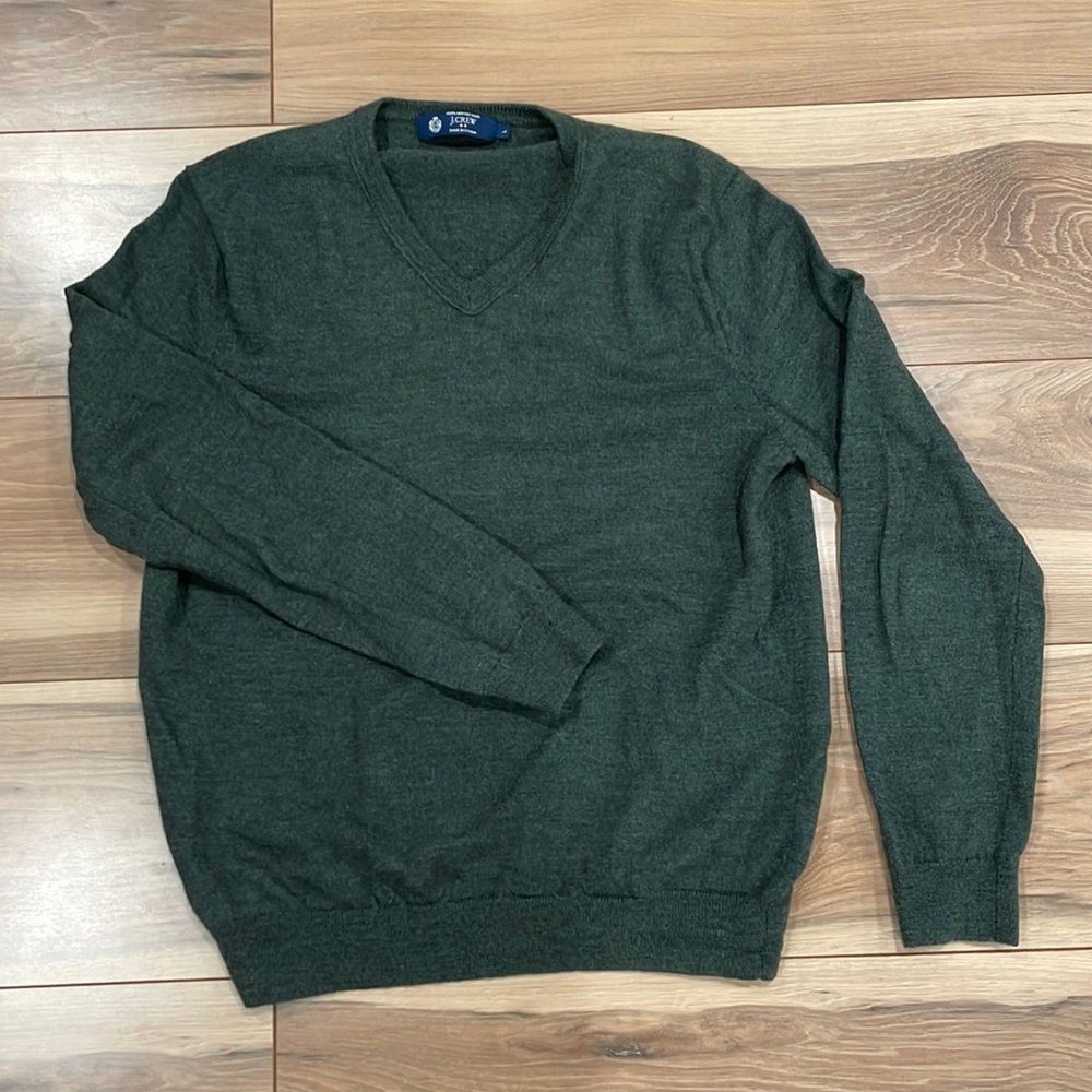 Forest green sweater